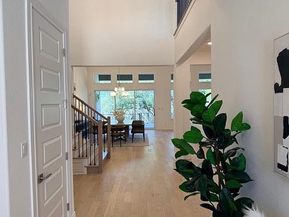 5th image of 309 Wolf Ridge Rd