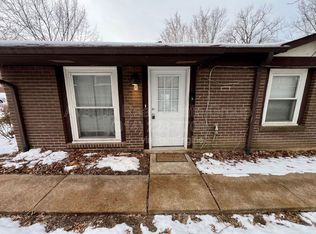 1015 Commodore Dr #A, Richmond Heights, MO 63117