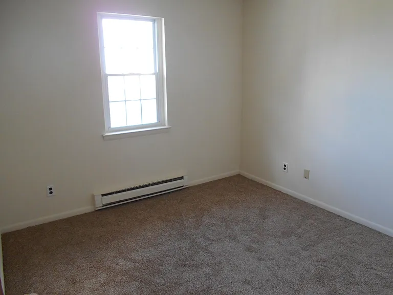 1407 E Tremont St #11 — Photo 14