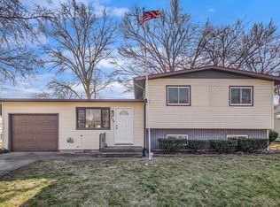 233 Imus Dr, Mishawaka, IN 46545