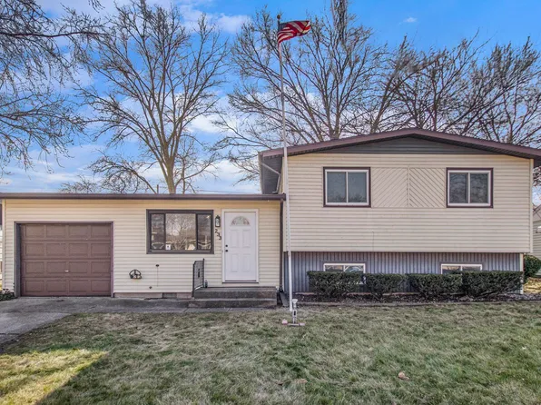 233 Imus Dr, Mishawaka, IN 46545