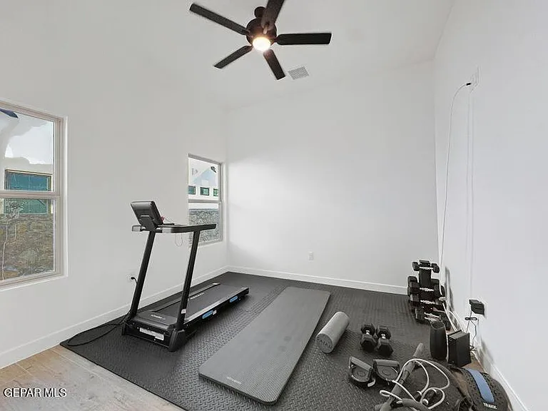 5636 River Run St — Photo 31