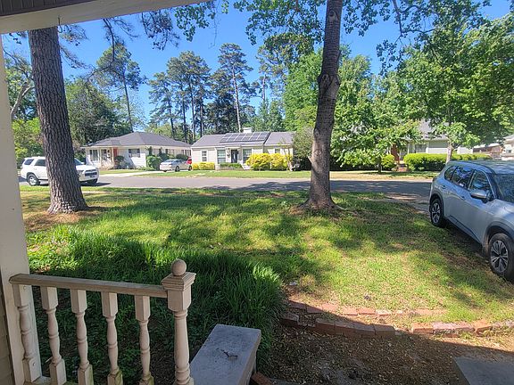 Charming South Highland Neighborhood On A Dead End Street