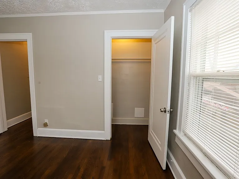 3515 E King Pl — Photo 25
