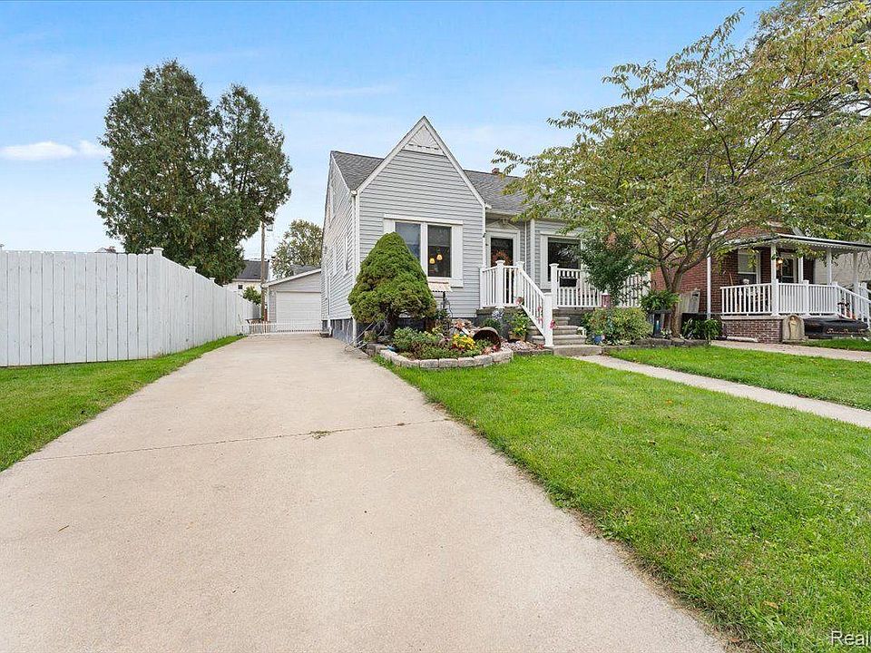 1st image of 511 North Dr