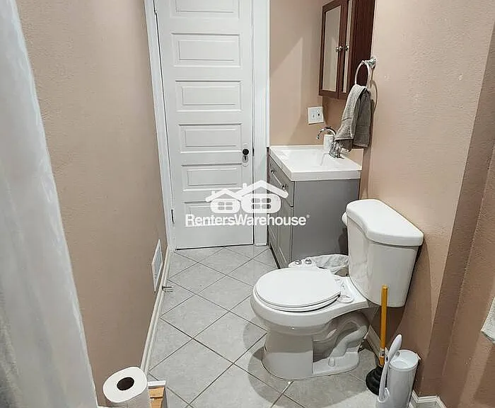 912 4th St NE — Photo 14