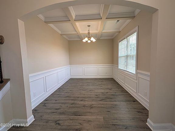 4th image of 205 Eddie Drive