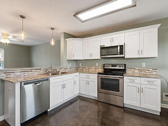 2nd image of 1619 Dehart Dr