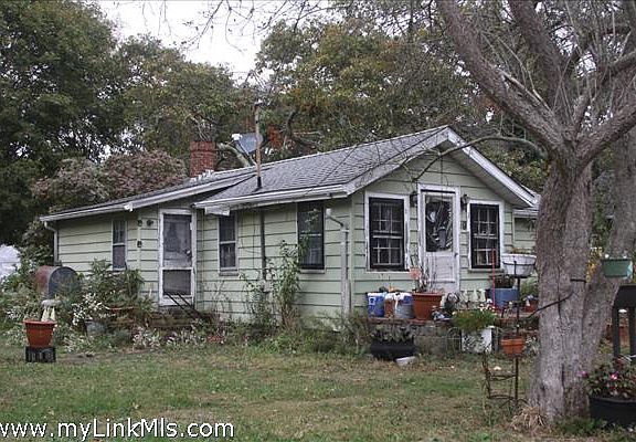 Front of House from street