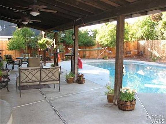 5th image of 3309 Scenic Dr