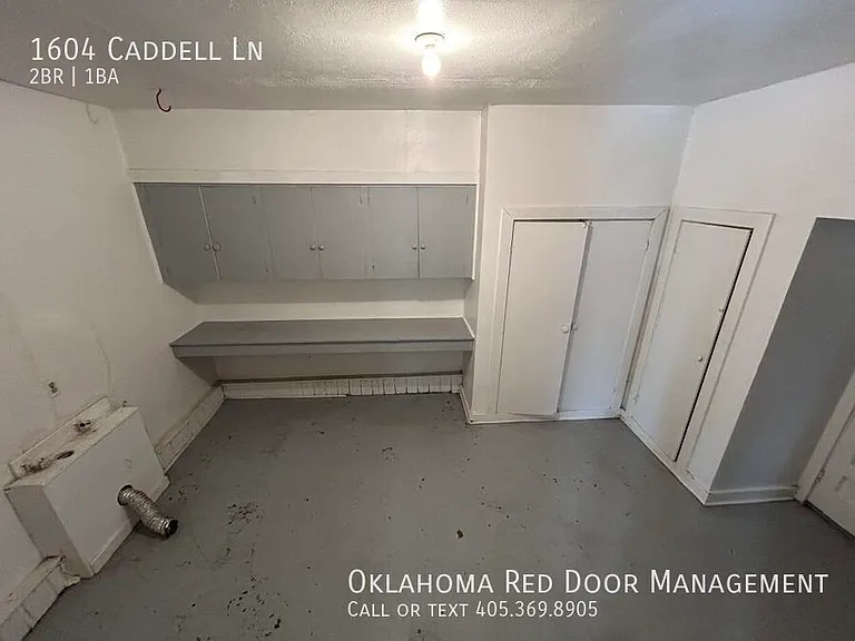 1604 Caddell Ln — Photo 8
