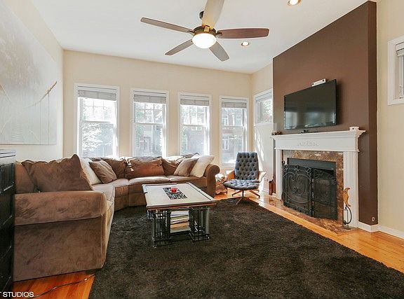 2nd image of 3241 N Seminary Ave #1