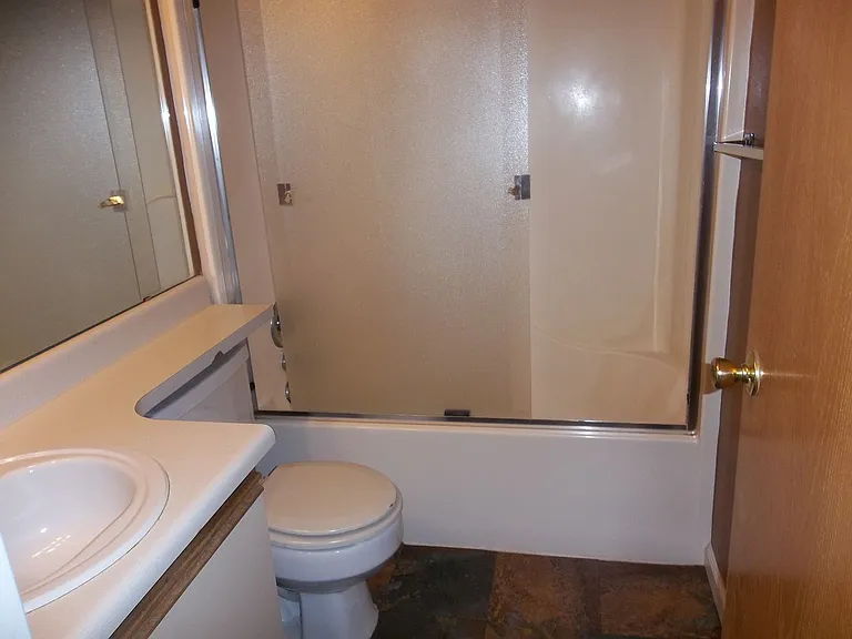 133 W 47th Pl — Photo 9