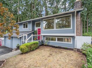 19553 7th Ave NE, Seattle, WA