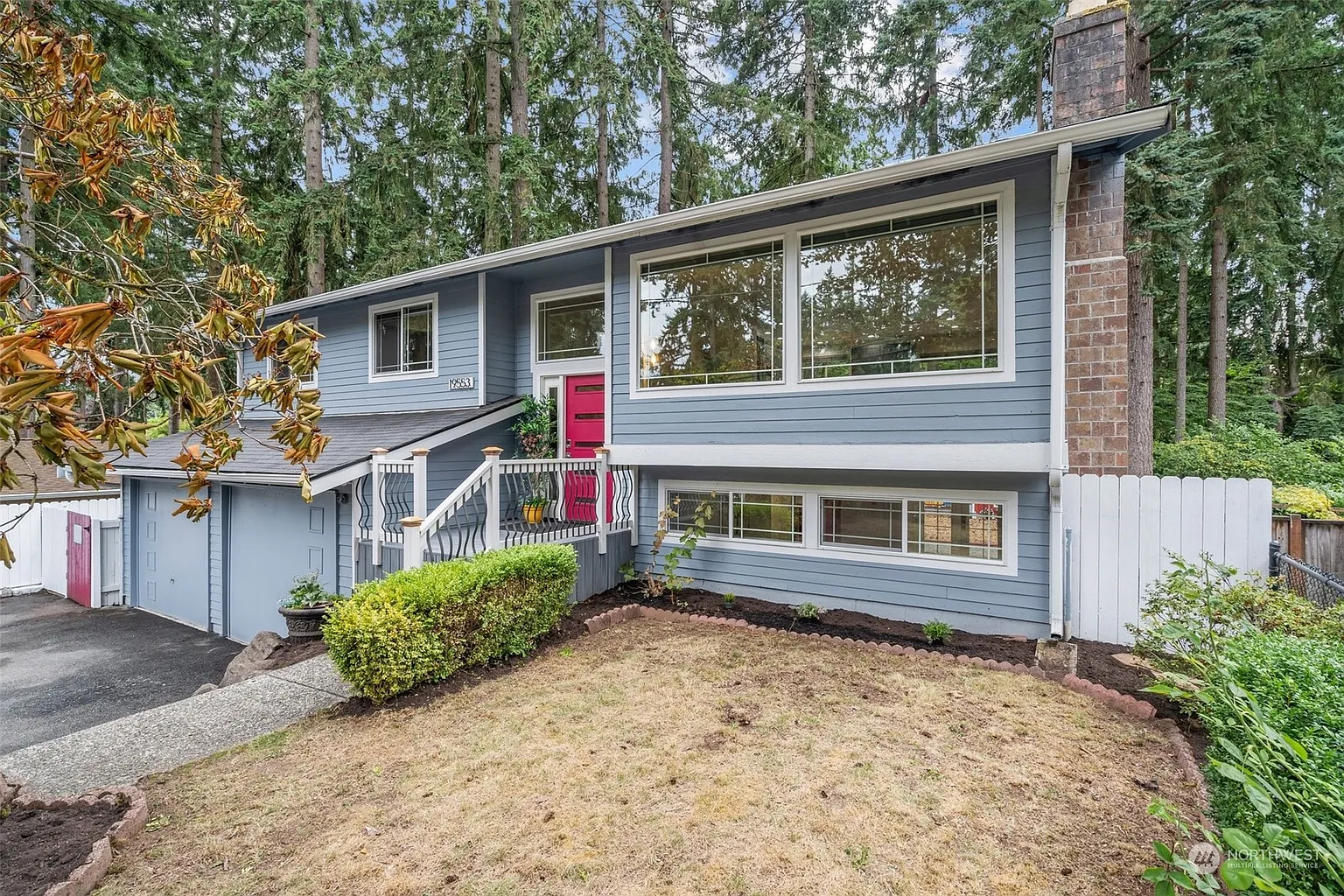 19553 7th Avenue NE photo 1