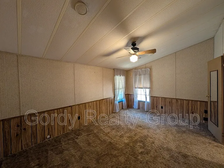 6511 Blue Springs Rd — Photo 11