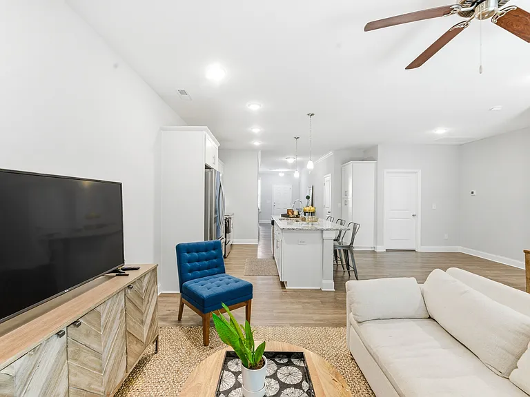4406 Finch Ln #1 — Photo 3