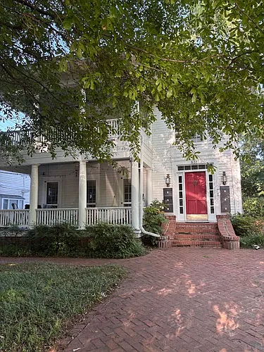 831 Myrtle St NE #2 Photo 1
