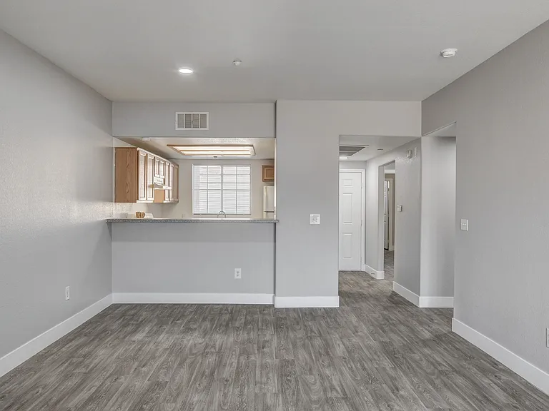 Aspen Peak Condominiums — Photo 19