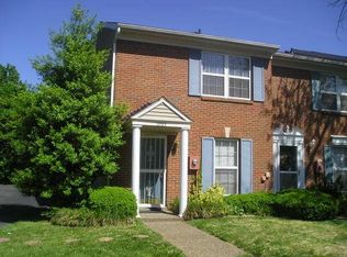 2733 Langdon Dr, Louisville, KY 40241