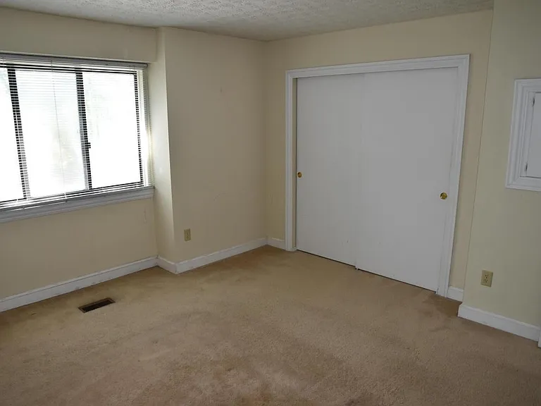 6462 Cranston Way — Photo 17