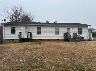 1104 Drewry Rd APT 2, Martinsville, VA 24112