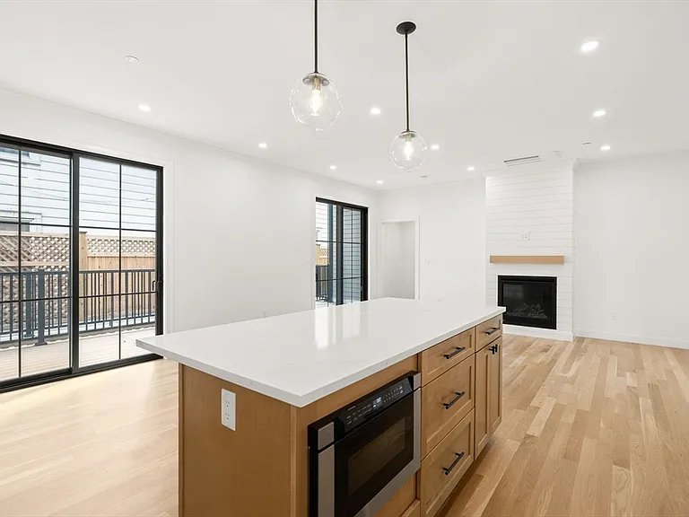 27 Shepard St #3 — Photo 19