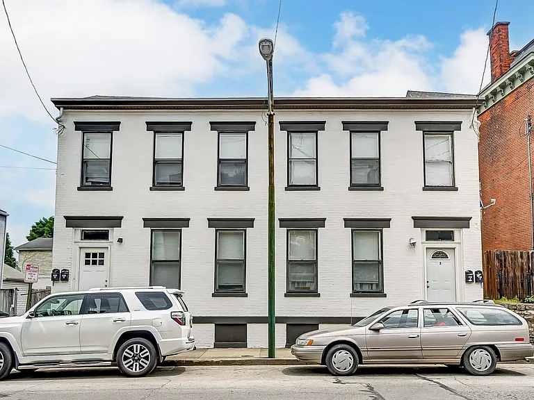 816 Main St — Photo 1