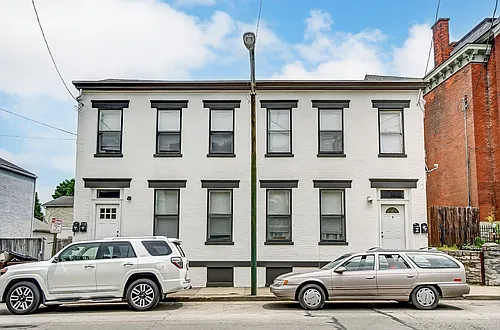 816 Main St Photo 1
