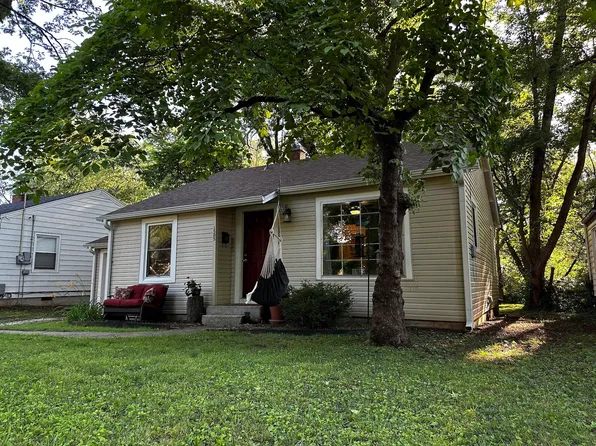 1505 S Roanoke Avenue, Springfield, MO 65807