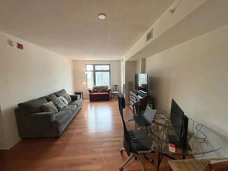 475 K St NW #814 — Photo 3