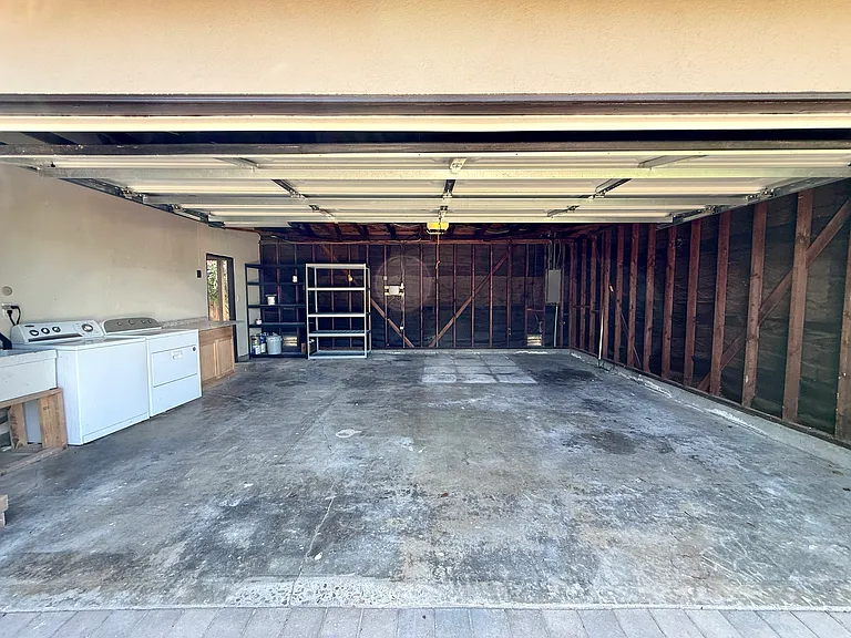 5770 Soledad Mountain Rd — Photo 53