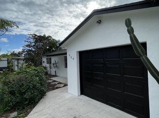 426 SW 2nd Ave, Boynton Beach, FL 33435