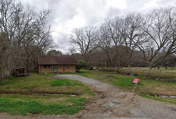 2nd image of 14127 Fm 2759 Rd