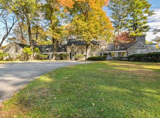 802 Old Kitchawan Rd N, Ossining, NY 10562