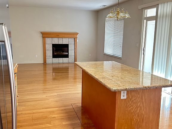2nd image of 9087 Bridalveil Cir