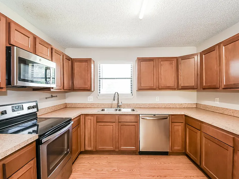 8442 Finwood Ave — Photo 8