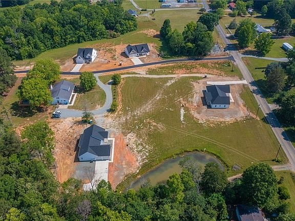 5th image of 3156 Huffines Dr