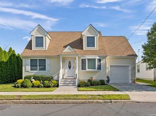 207 Rhode Island Ave, Somers Point, NJ 08244