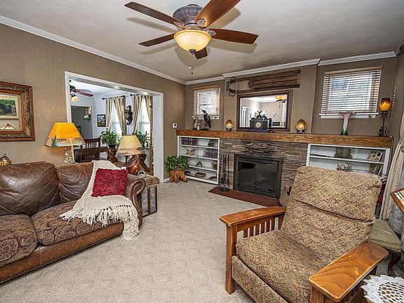 4th image of 1352 E Elm Street