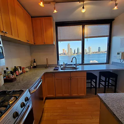 Rented by Luxury Habitat | media 2