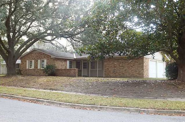 1st image of 3621 Heritage Dr N