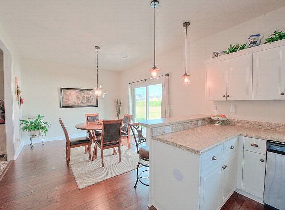 5th image of 2074 Fern Crest Ln