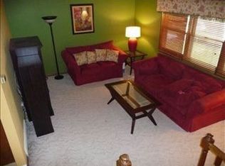 15315 Sarpy Cir, Omaha, NE 68137