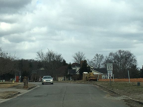 5th image of 427 Meadow Winds Cir NE