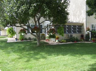 187C Rossmoor Dr, Monroe Township, NJ 08831