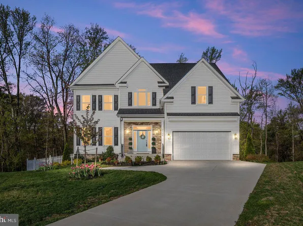 8734 Lukens Ln, Alexandria, VA 22309