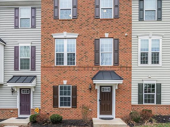2nd image of 24 Chamberlain Ct