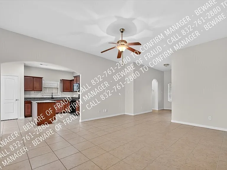 2126 Redbud Dr — Photo 5