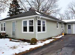 101 1st St, Kirkland, IL